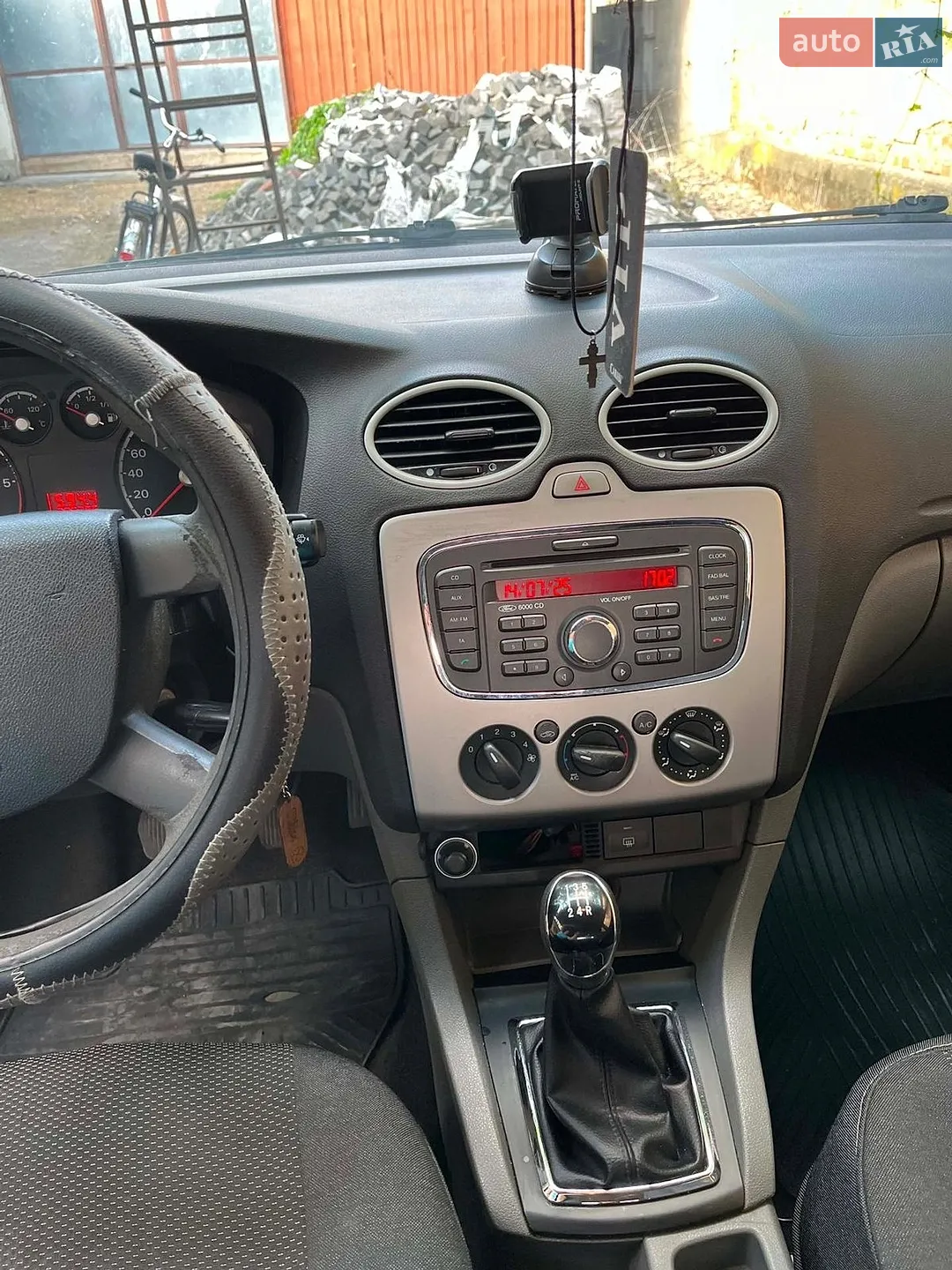 2010 Ford Focus - мініатюра 4