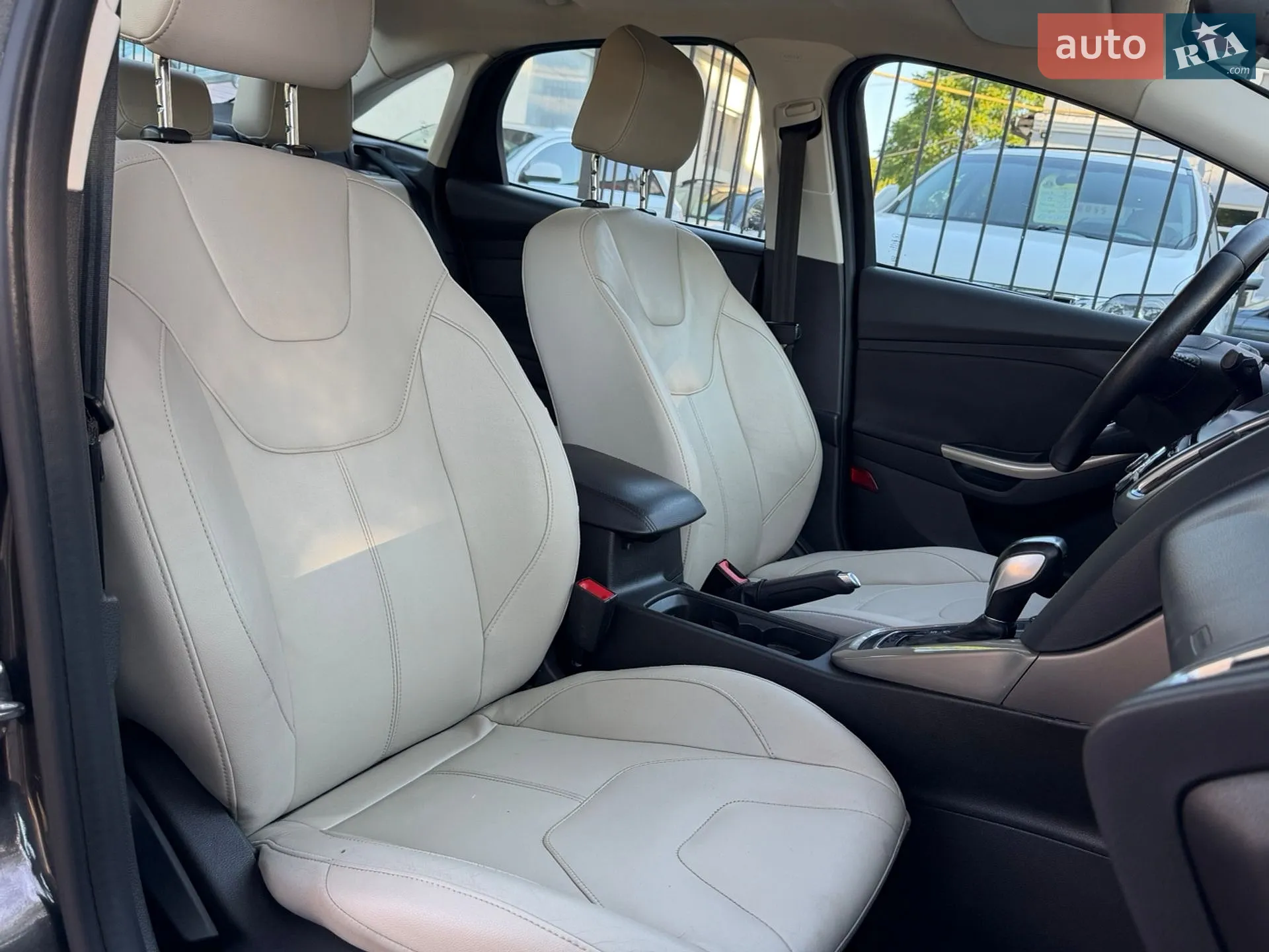 2015 Ford Focus - мініатюра 11