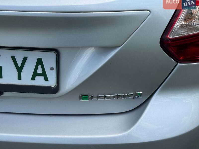 Хэтчбек Ford Focus 2013 в Запорожье