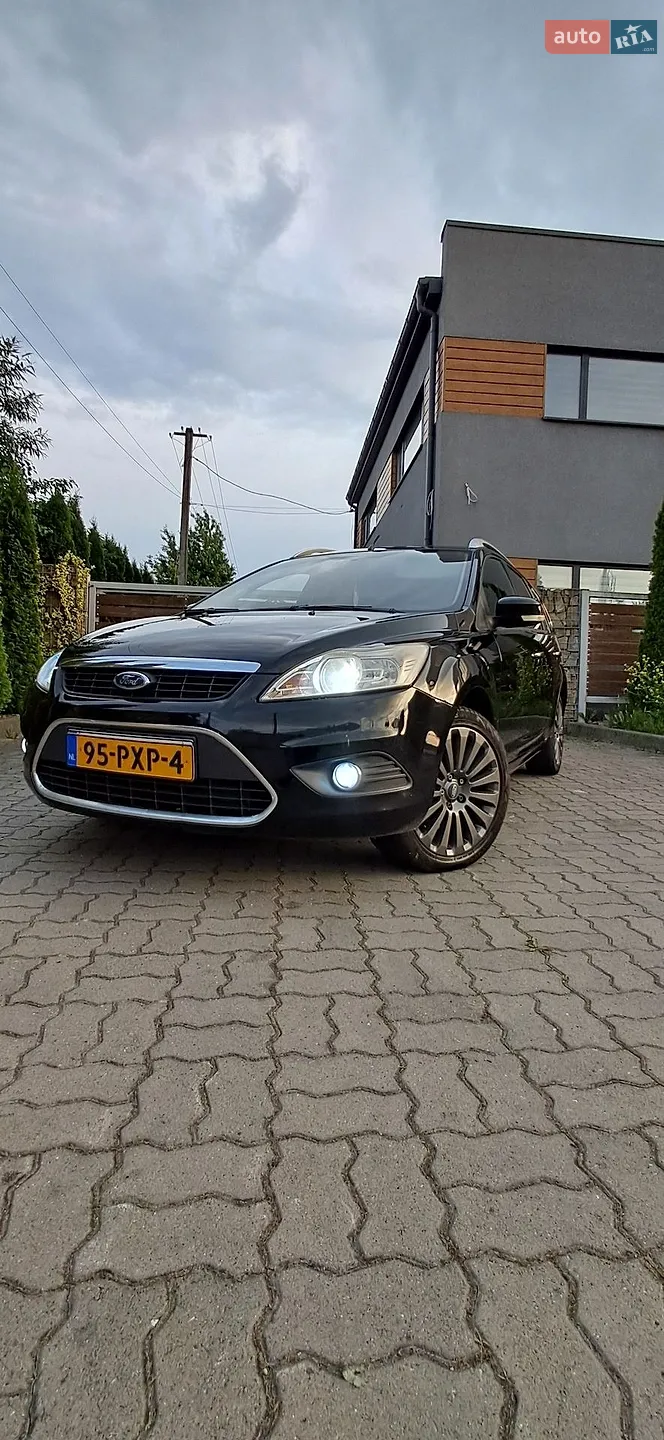 2010 Ford Focus - мініатюра 6