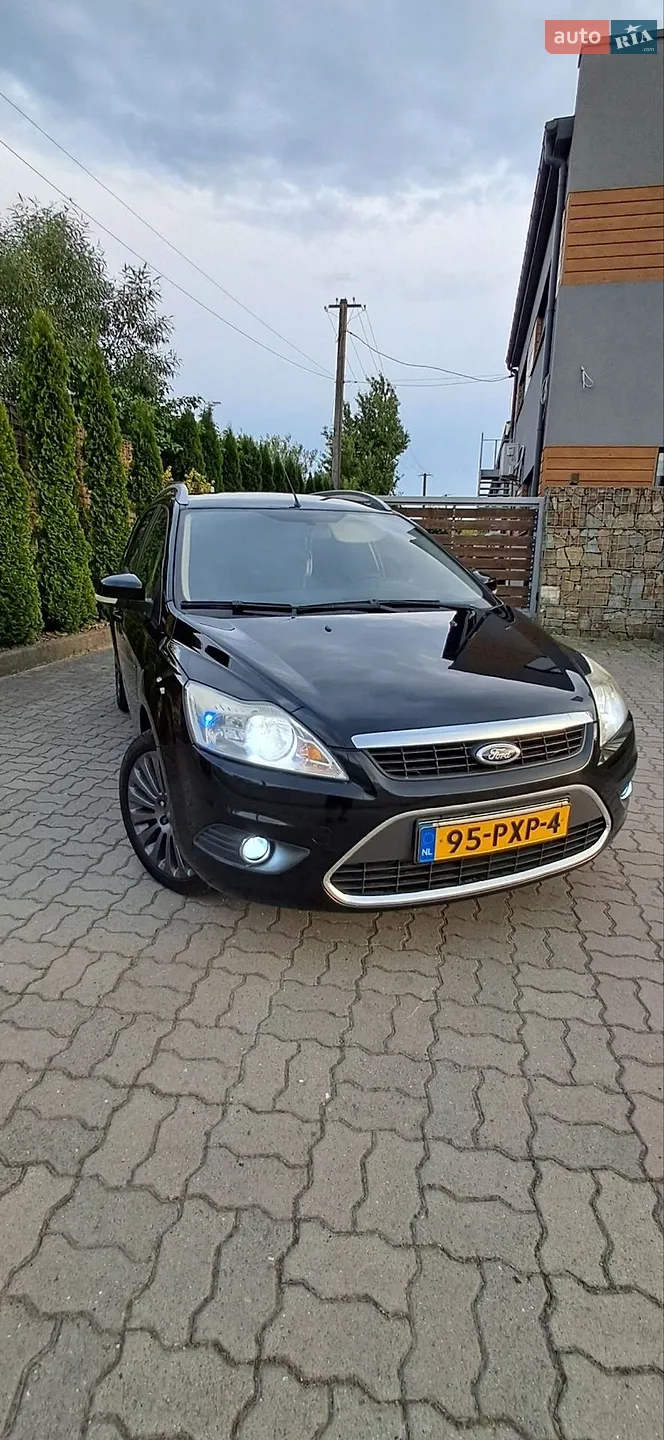 2010 Ford Focus - мініатюра 16