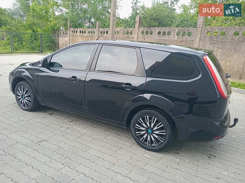 Универсал Ford Focus 2009 в Бориславе