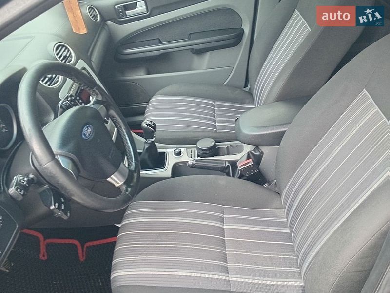 Универсал Ford Focus 2009 в Бориславе