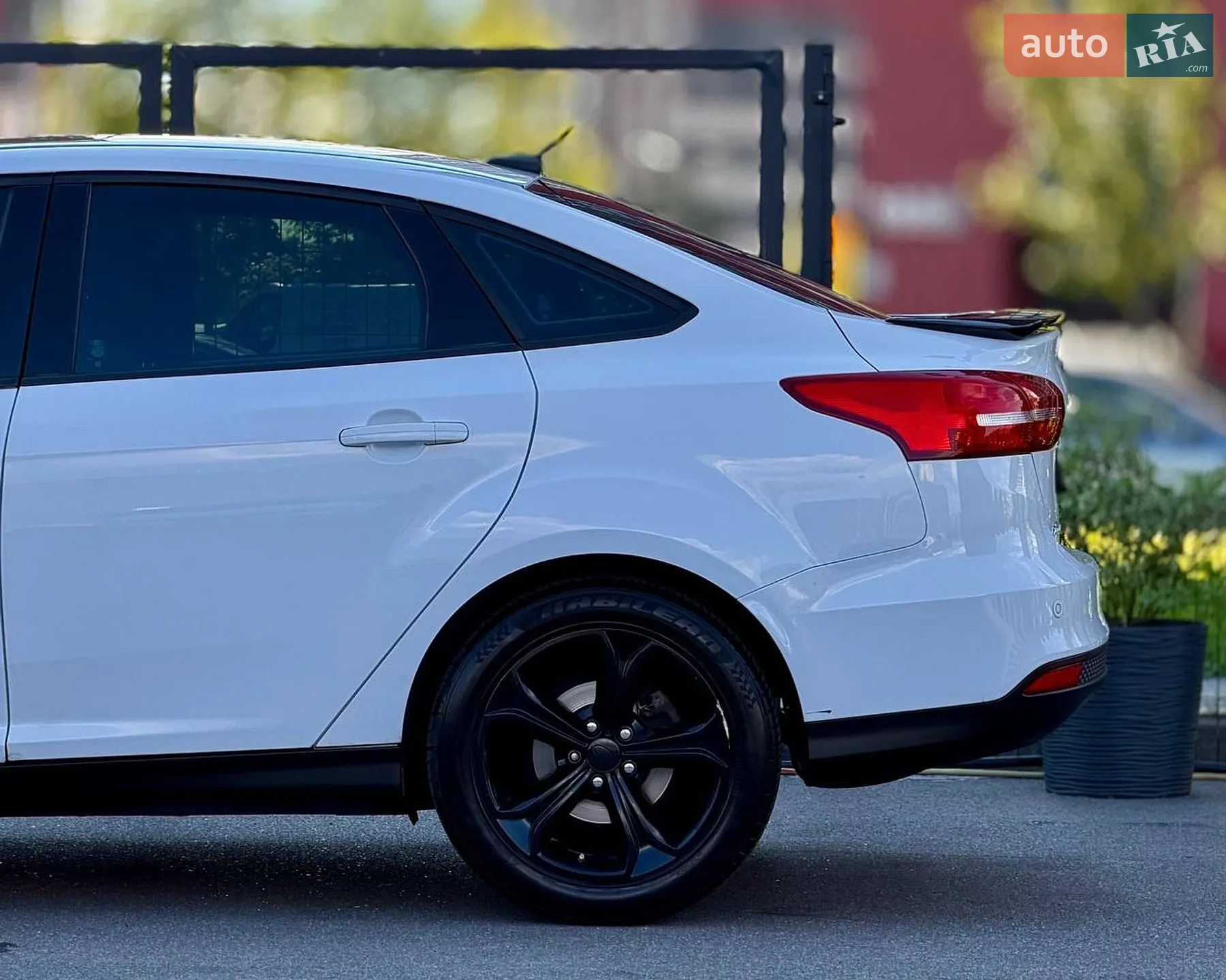 2018 Ford Focus - мініатюра 13