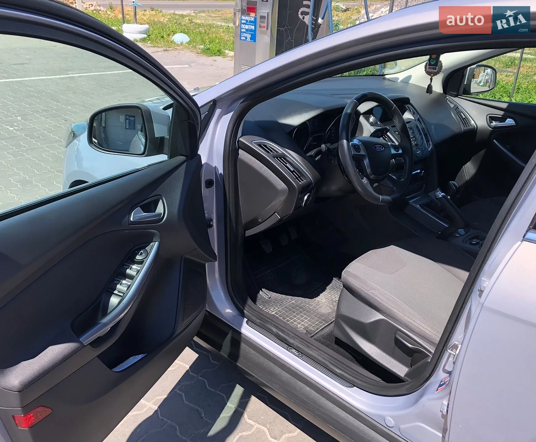 2012 Ford Focus - мініатюра 9