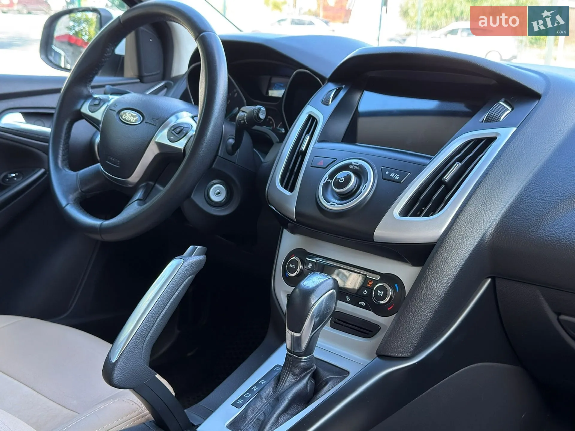 2012 Ford Focus - мініатюра 2