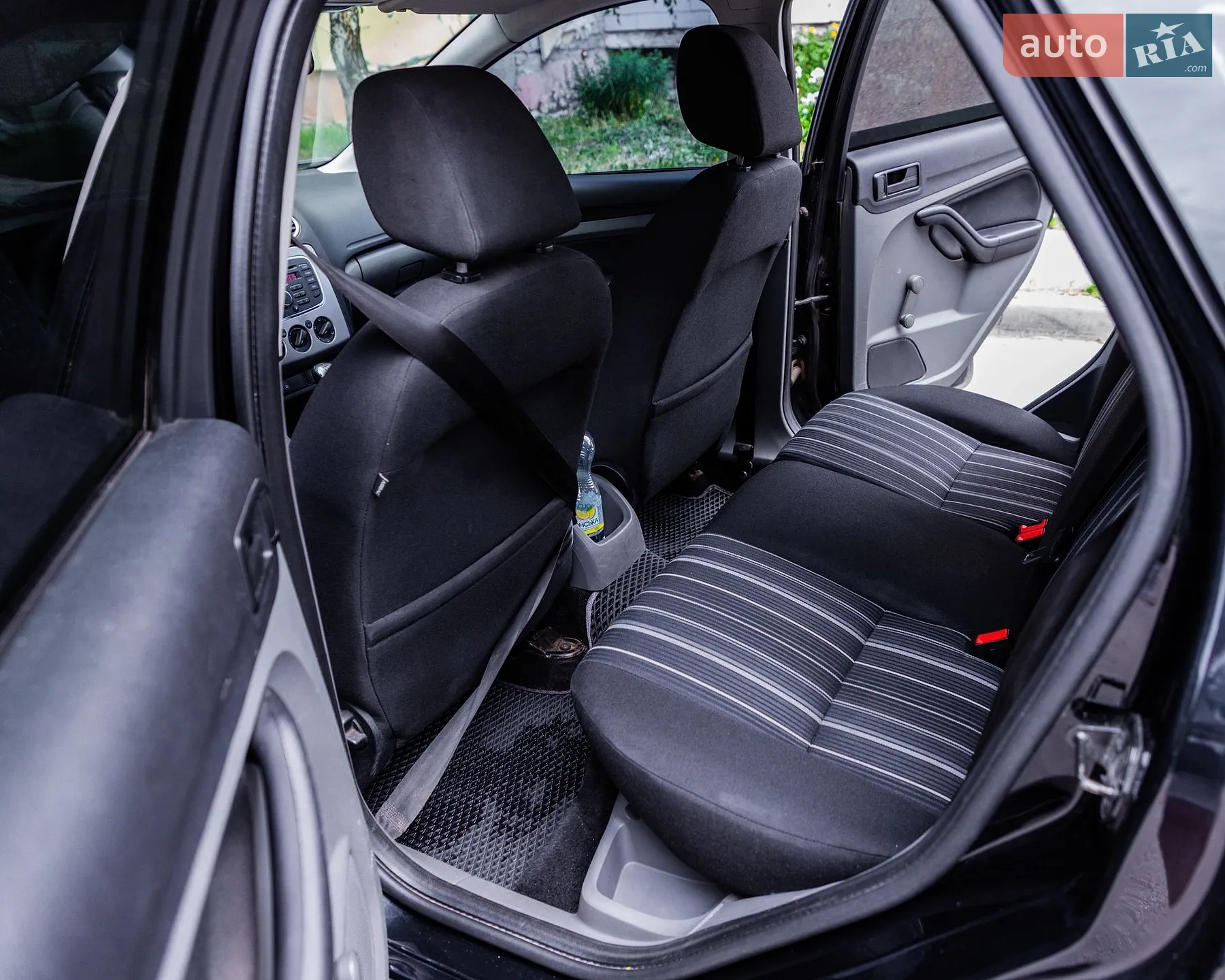2011 Ford Focus - мініатюра 10
