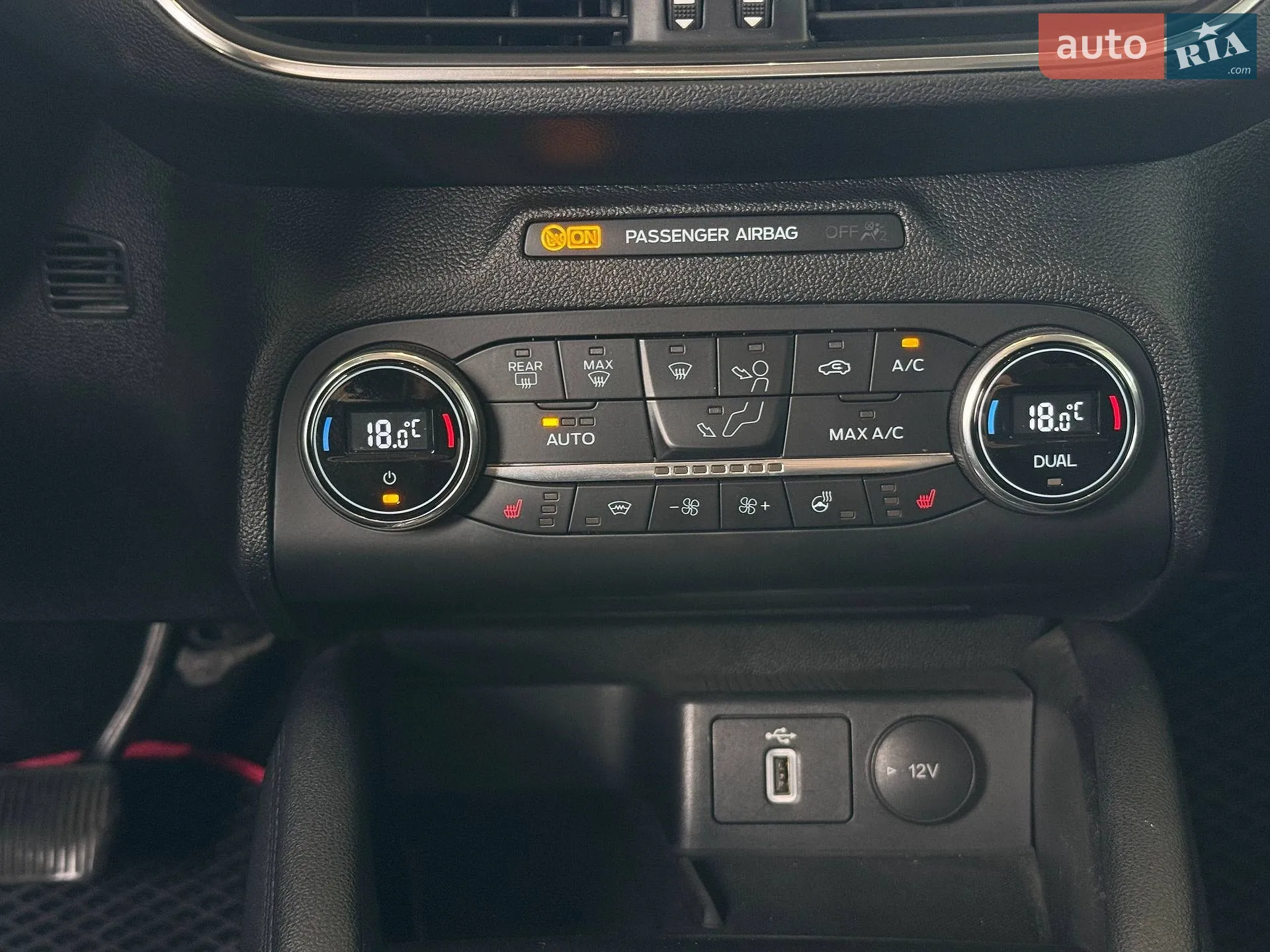 2020 Ford Focus - мініатюра 17