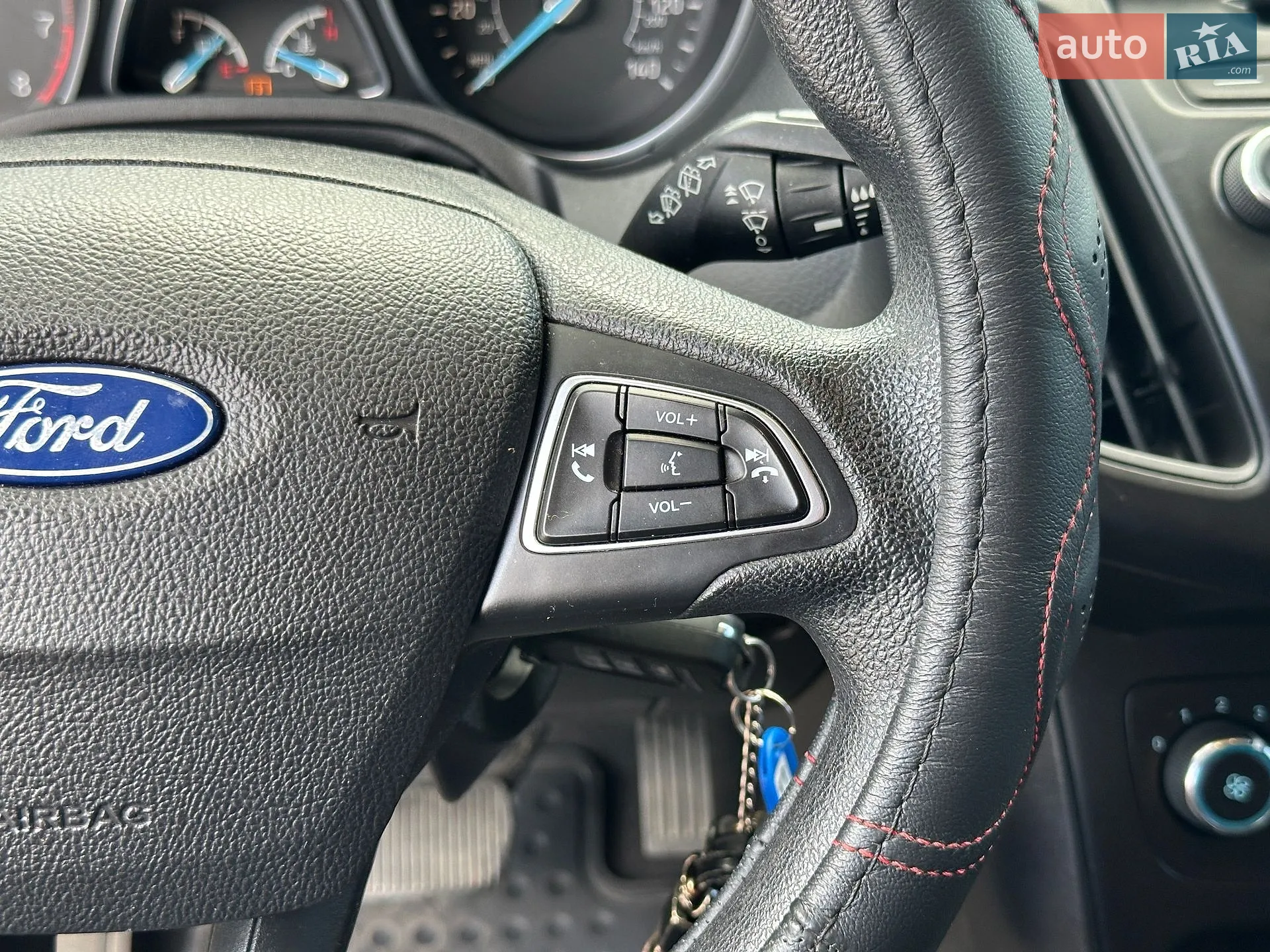 2015 Ford Focus - мініатюра 16