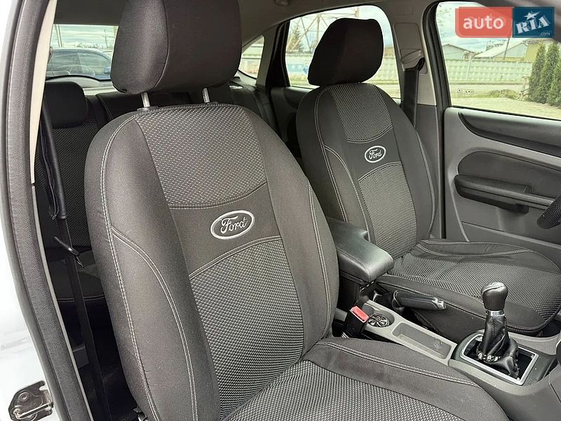 Хетчбек Ford Focus 2011 в Стрию