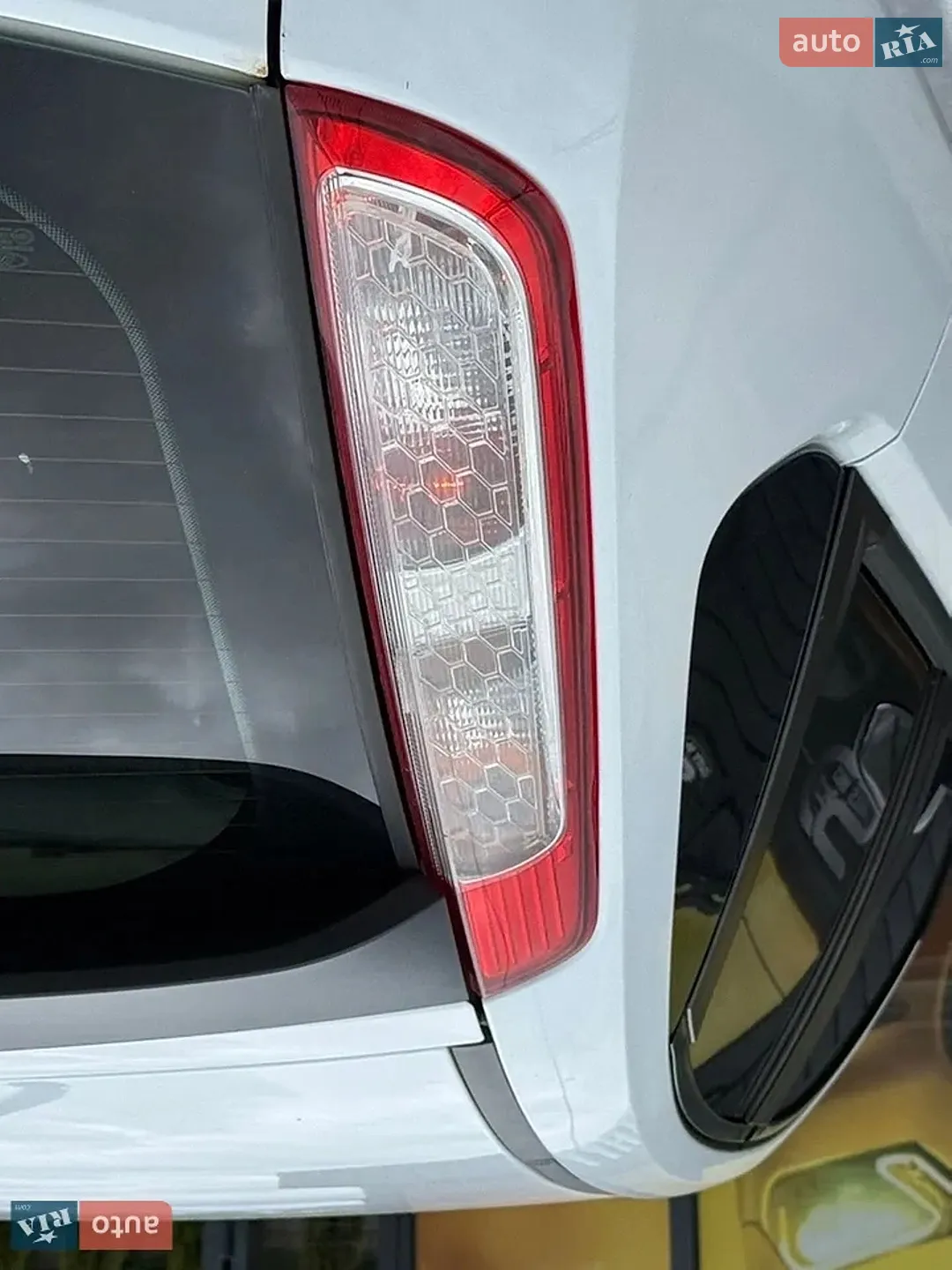 2011 Ford Focus - мініатюра 15