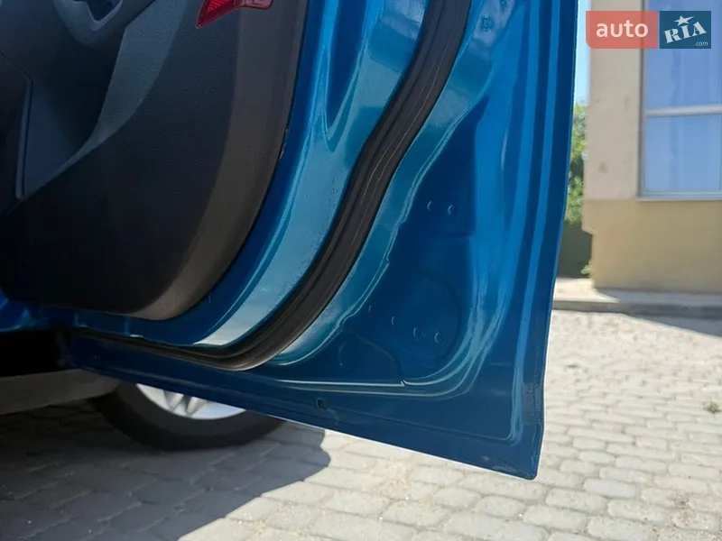 Ford Focus 2014 VIN 1FADP3F28EL397251 фото оголошення 9 з 60
