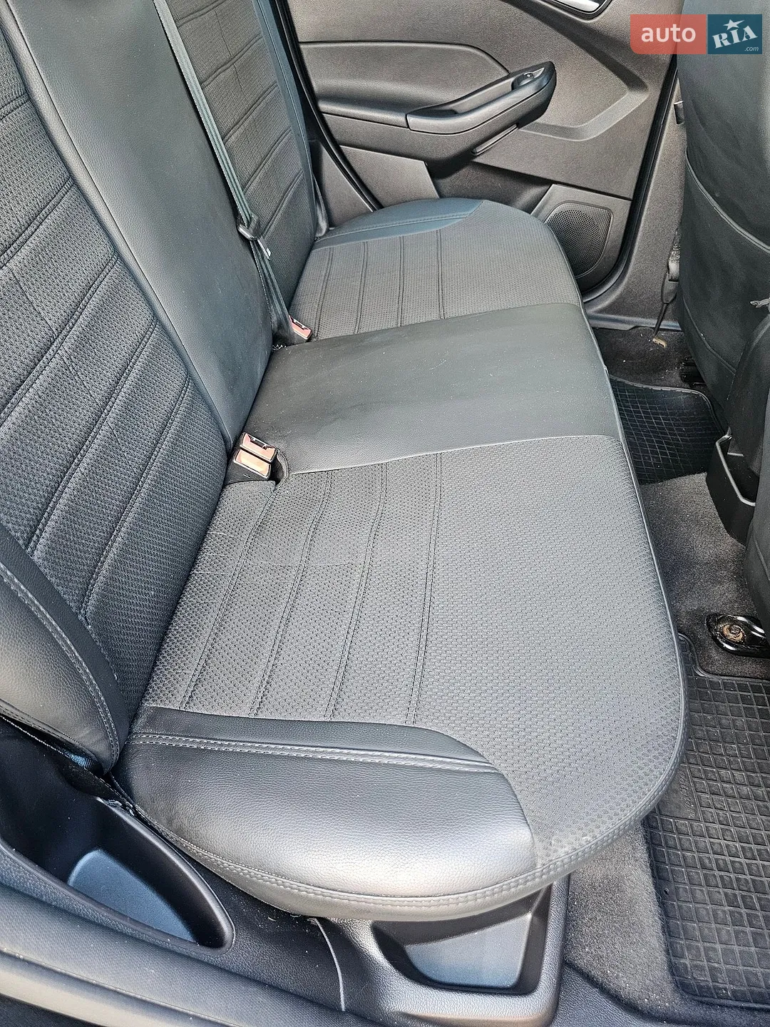 2015 Ford Focus - мініатюра 18