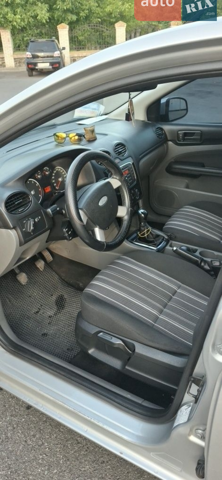Ford Focus 2011 VIN WF0PXXWPDPBL74810 фото оголошення 4 з 40