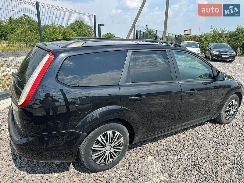 Универсал Ford Focus 2010 в Радехове