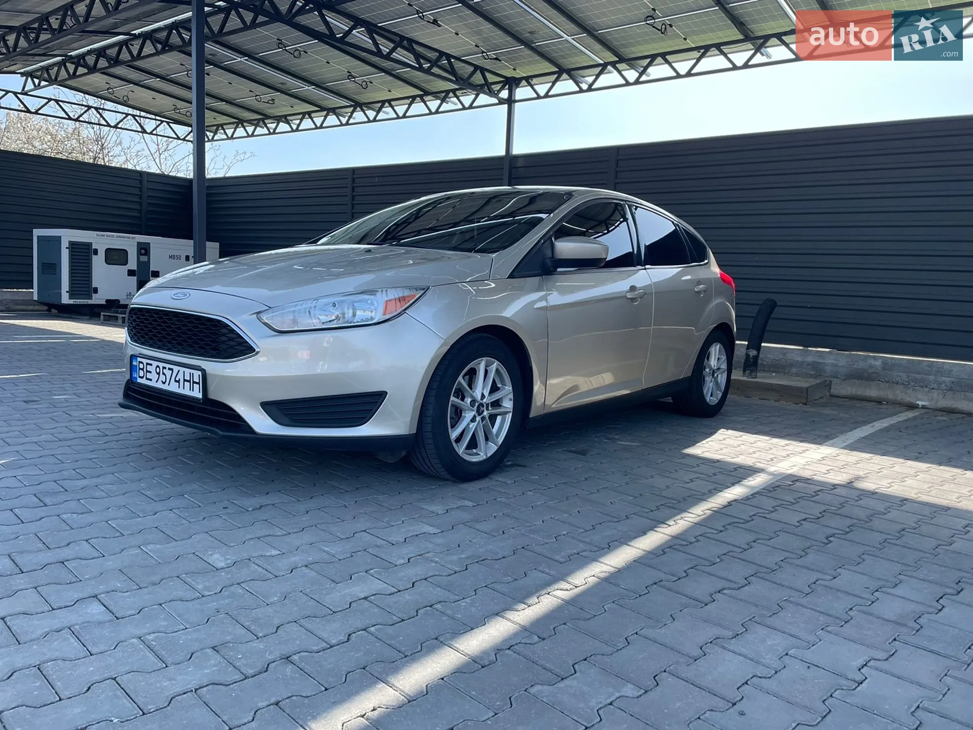 Ford Focus 2018 VIN 1FADP3K20JL263902 фото оголошення 3 з 5