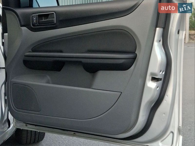 Хэтчбек Ford Focus 2011 в Виннице