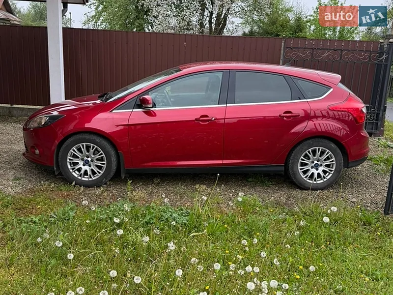 Ford Focus 2011 VIN WF0KXXGCBKBL06324 фото оголошення 3 з 52