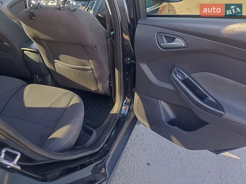 Ford Focus 2011 VIN WF0LXXGCBLBT68575 фото оголошення 27 з 73