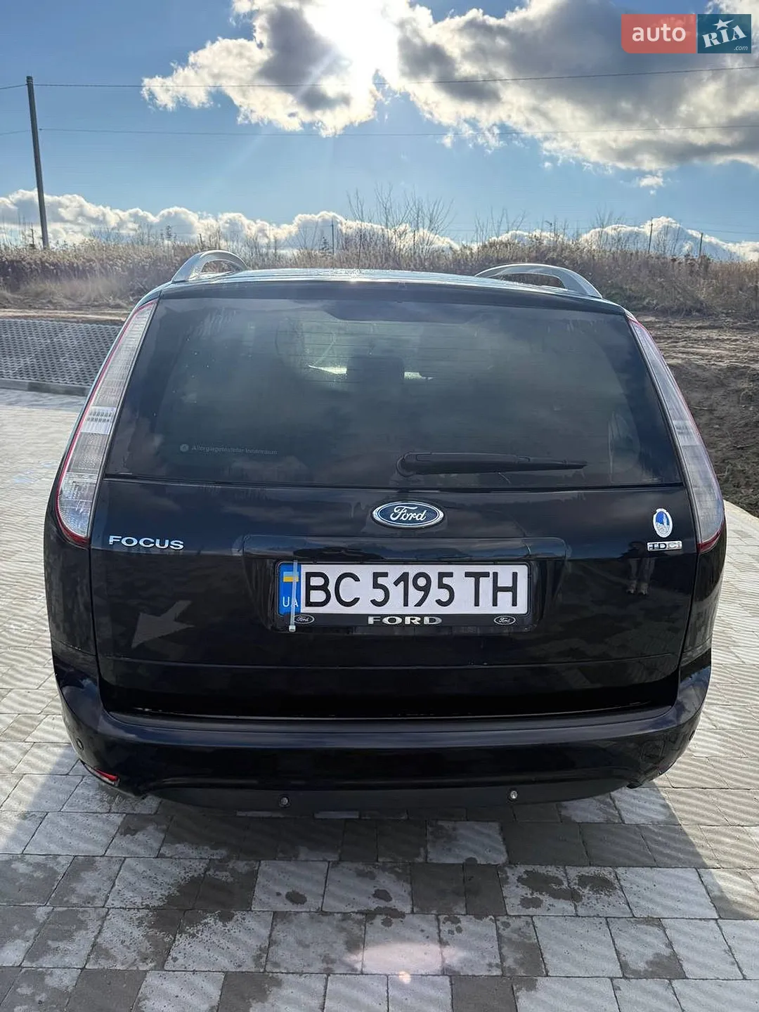 2010 Ford Focus - мініатюра 8