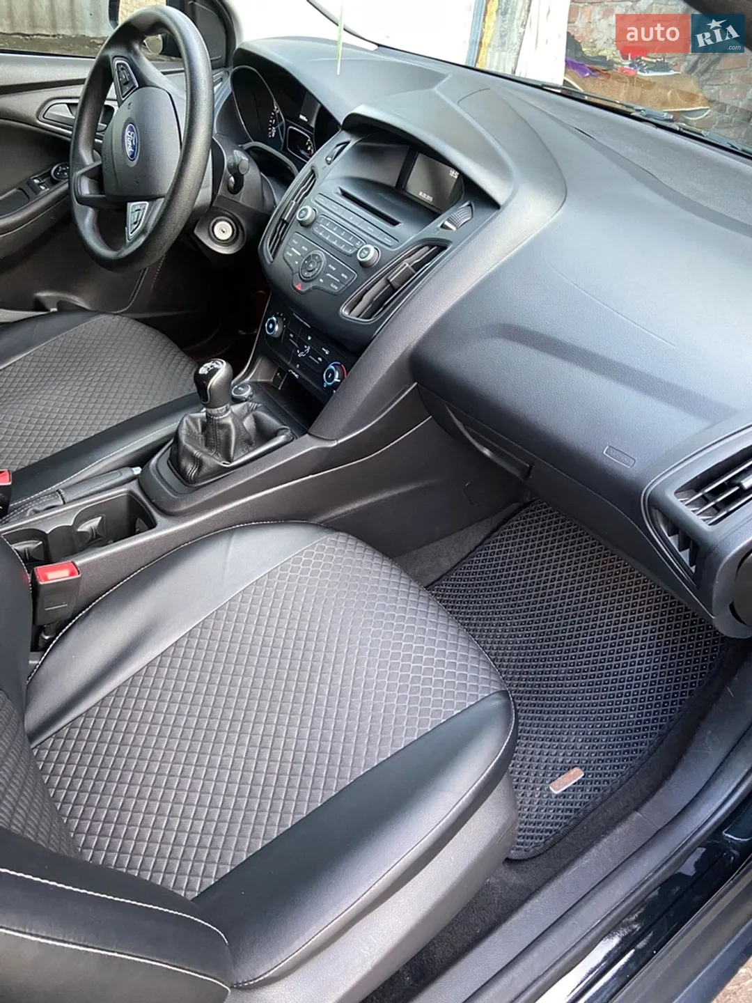 2015 Ford Focus - мініатюра 28