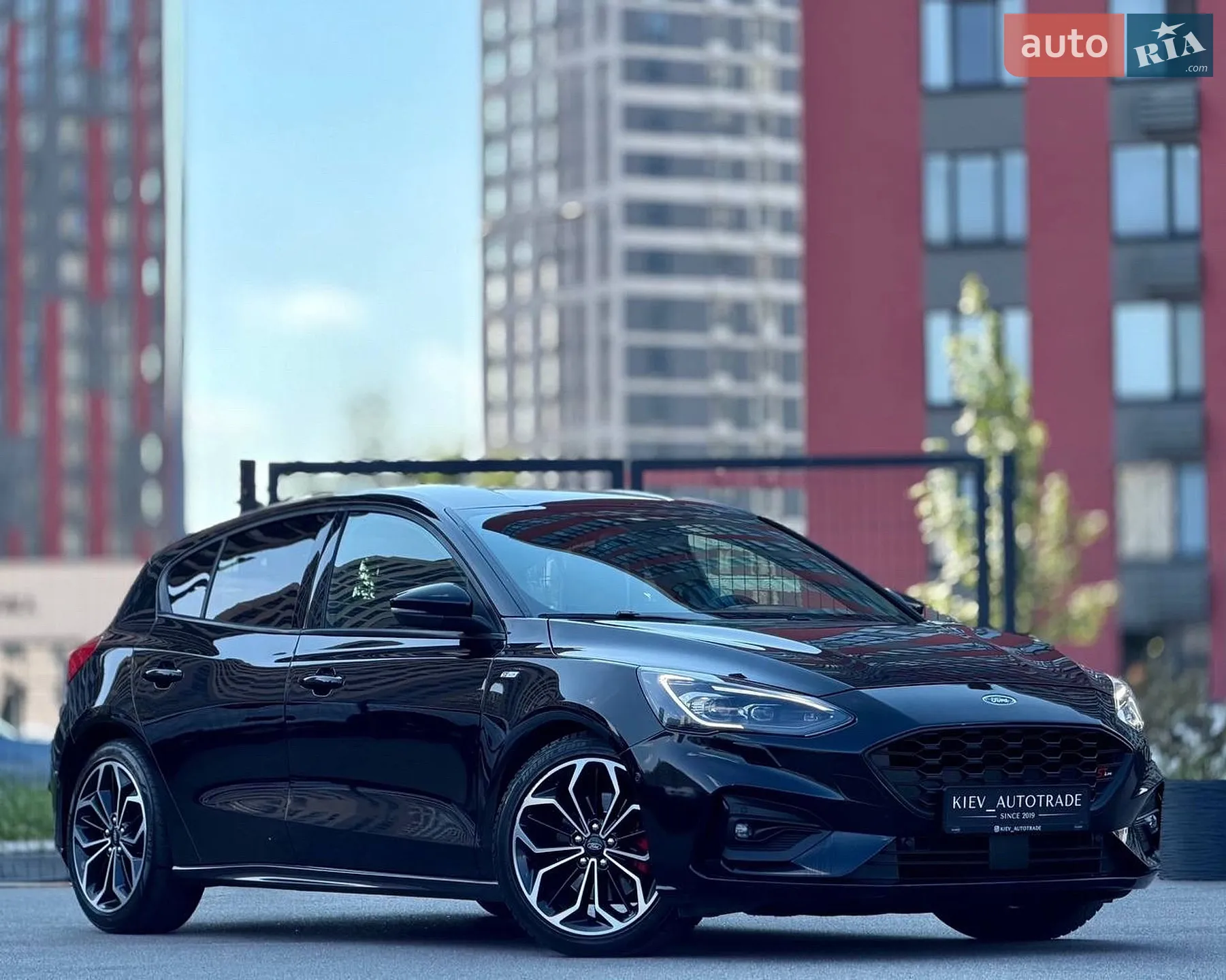 2020 Ford Focus - фото 1