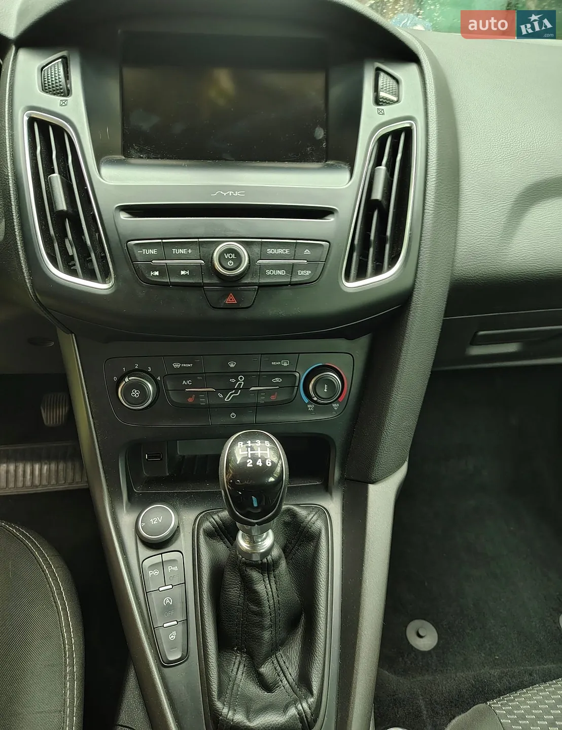 2016 Ford Focus - мініатюра 19