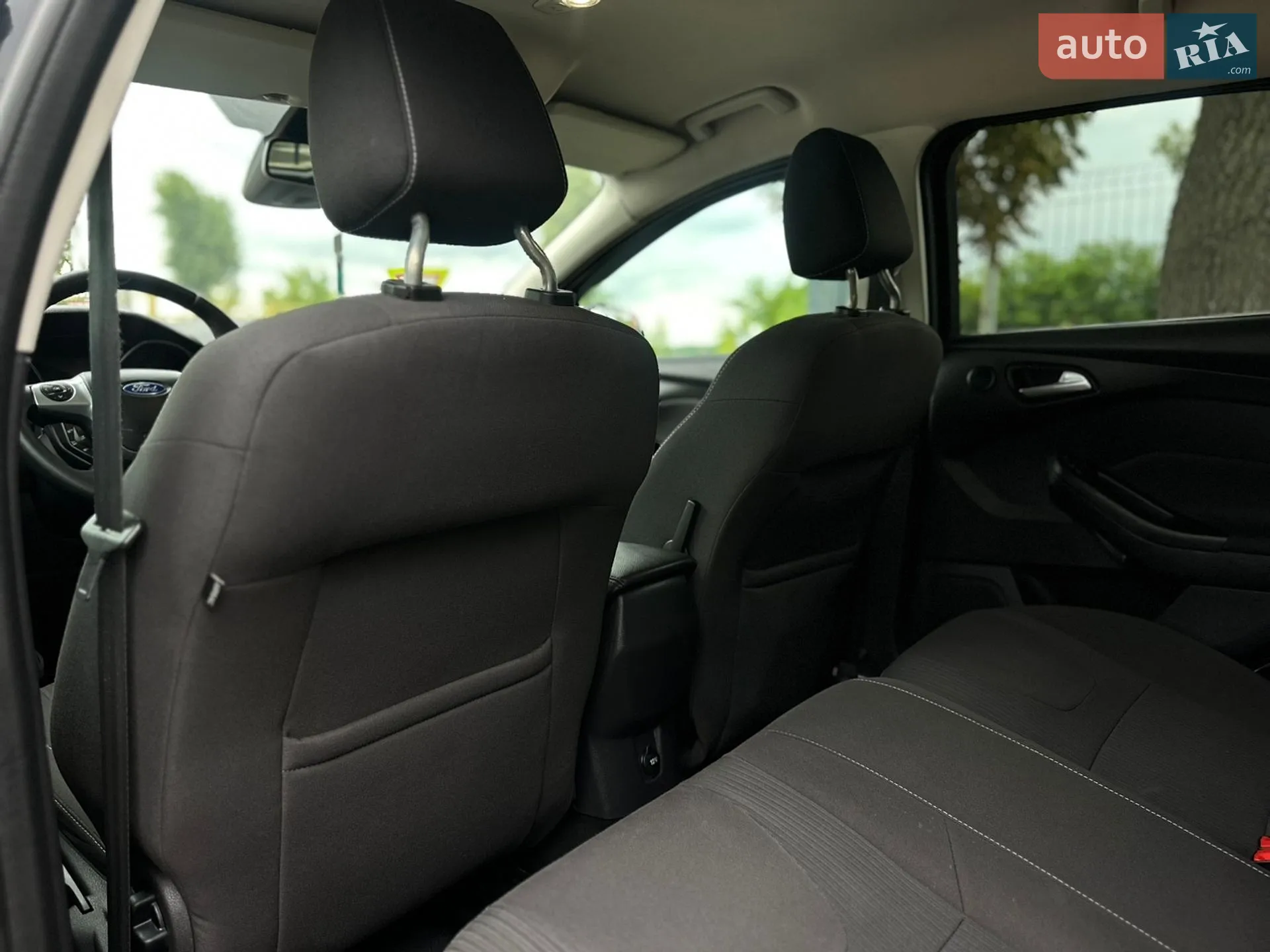 2011 Ford Focus - мініатюра 39