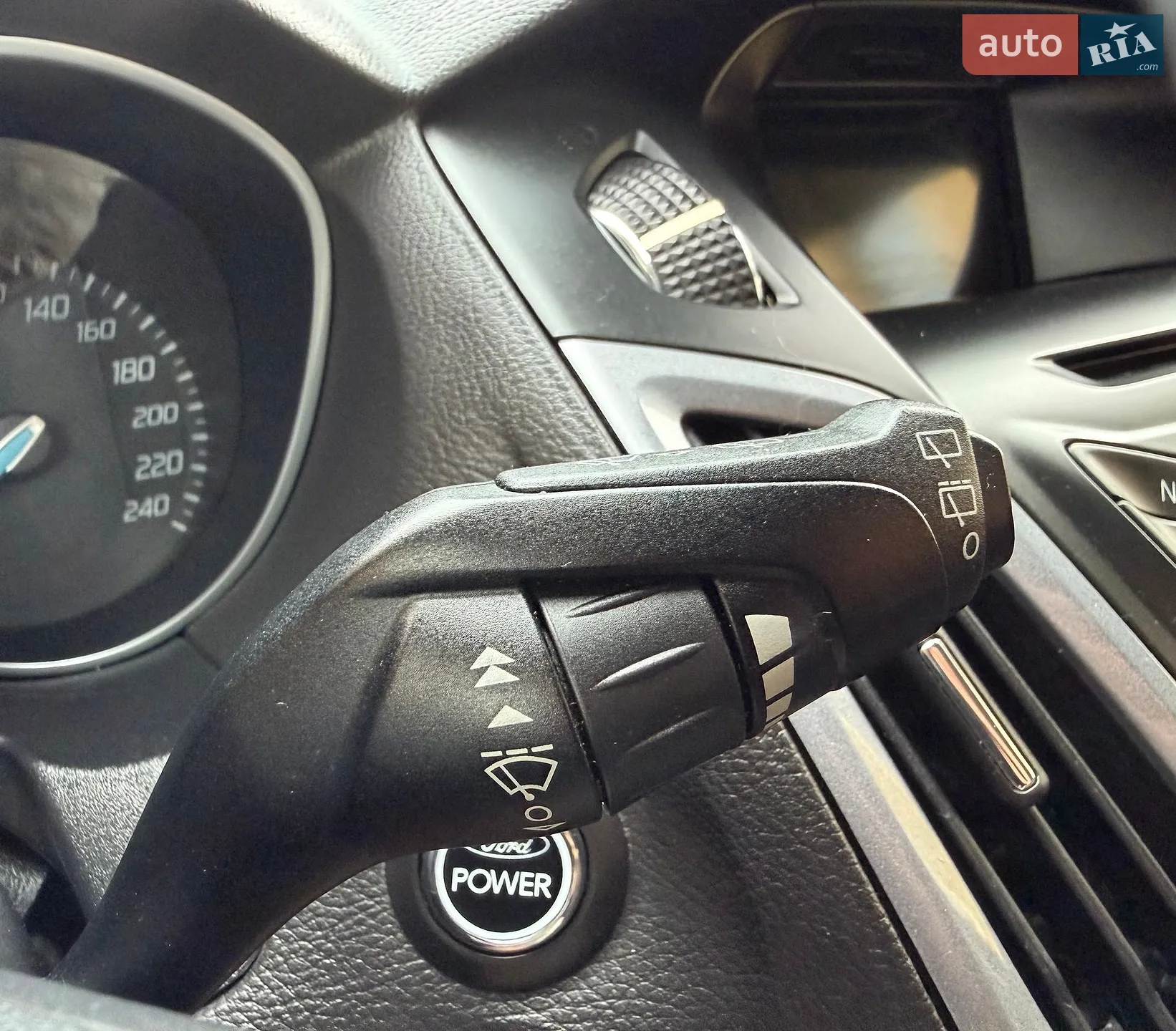 2013 Ford Focus - мініатюра 104