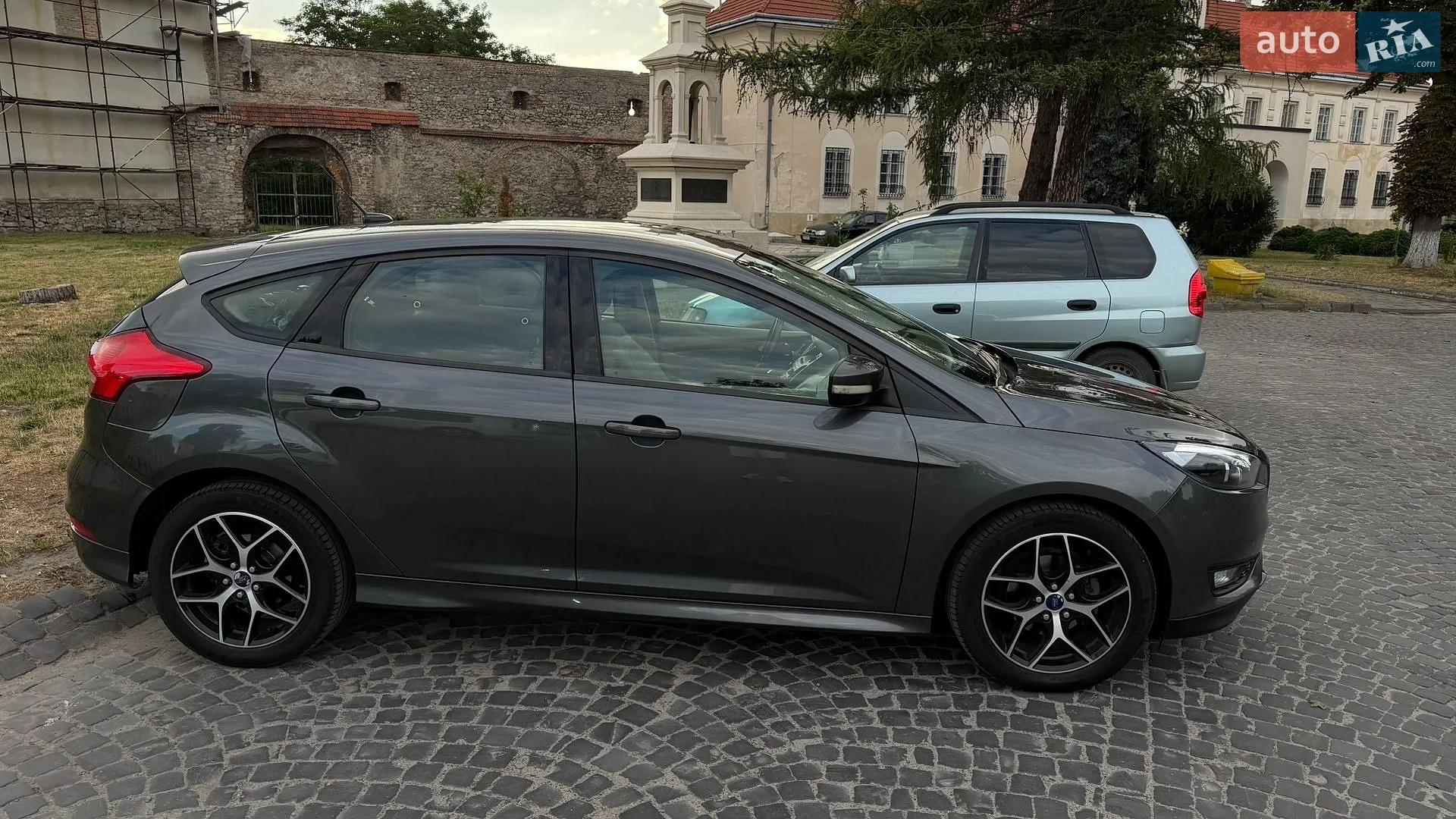 Ford Focus 2016 VIN 1FADP3K25GL376639 фото оголошення 6 з 23