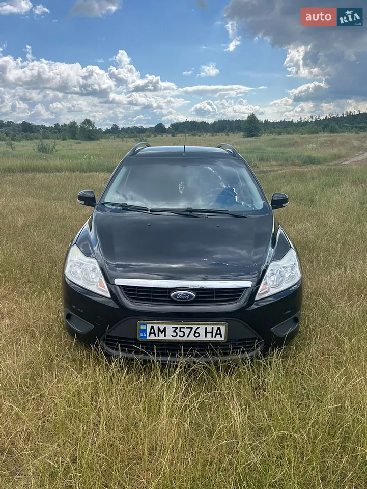2010 Ford Focus - мініатюра 20