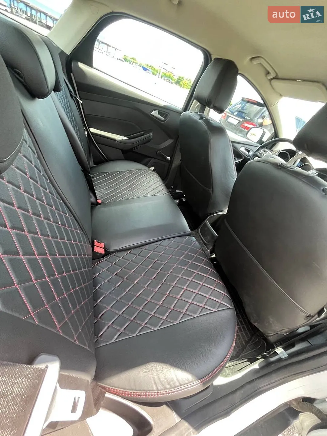 2016 Ford Focus - мініатюра 15