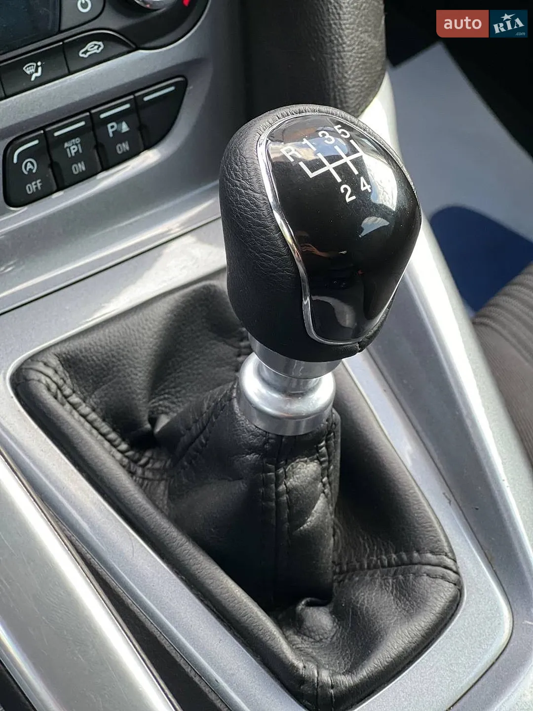 2011 Ford Focus - мініатюра 40