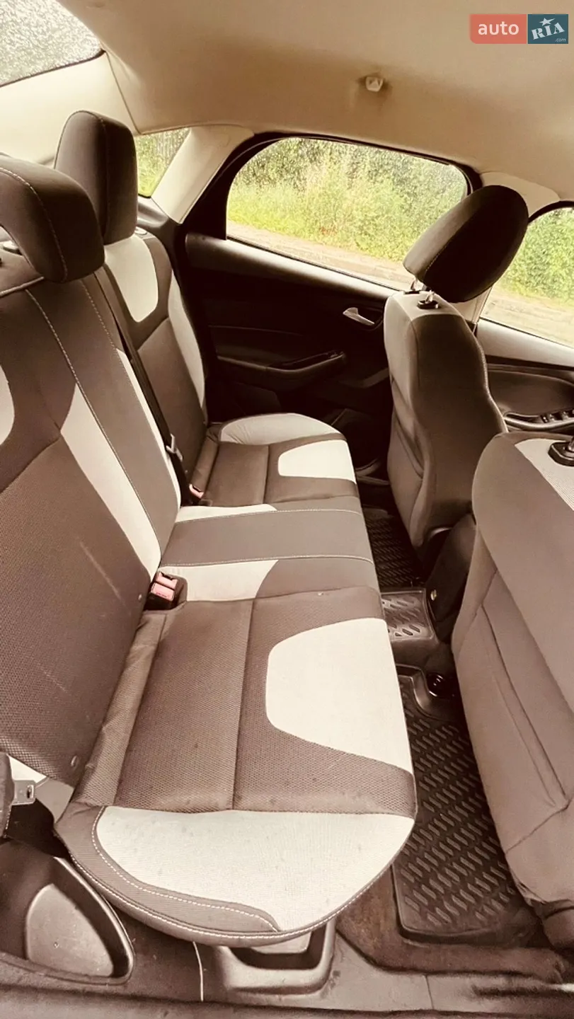 2013 Ford Focus - мініатюра 15