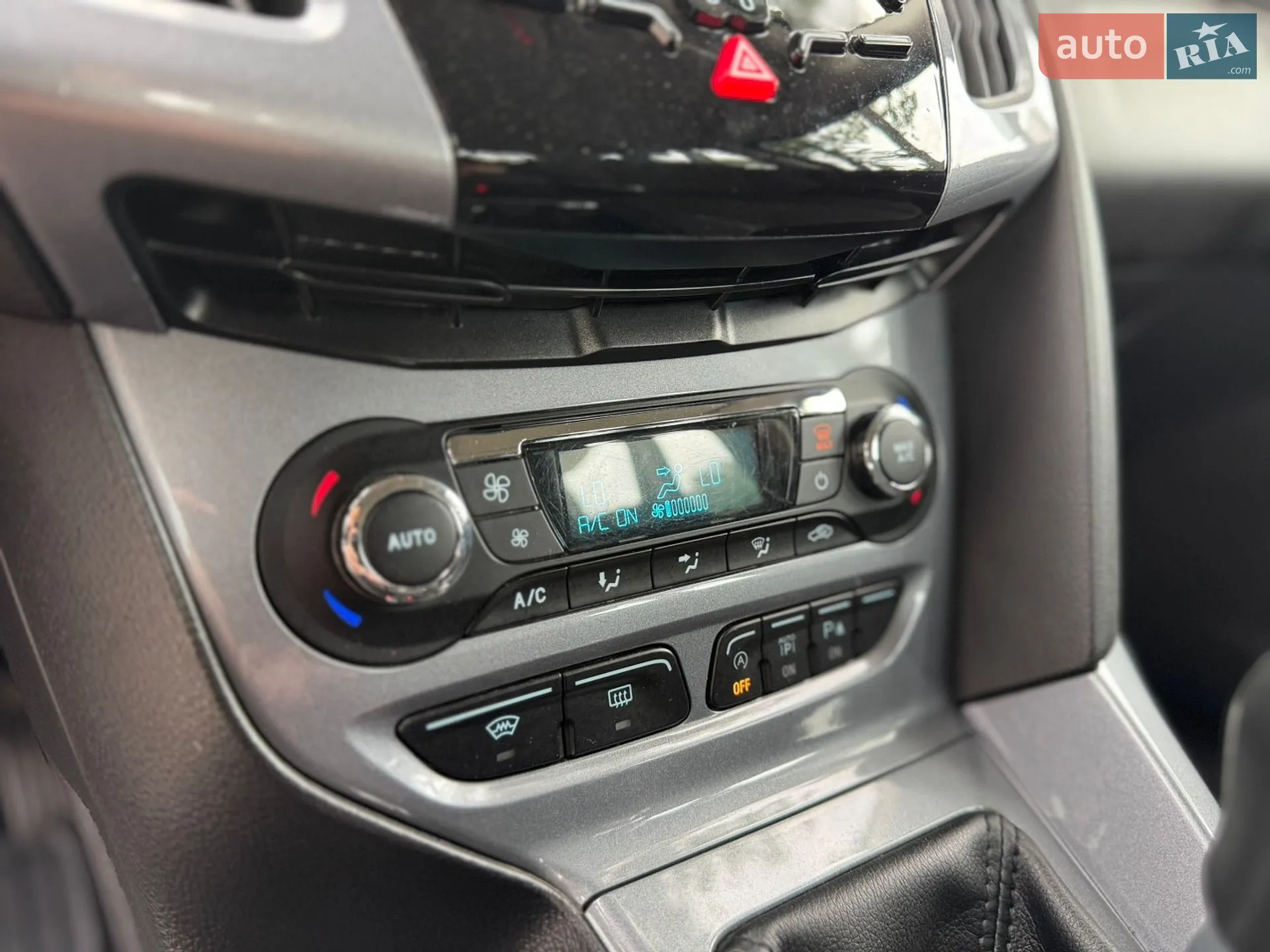 2013 Ford Focus - мініатюра 17