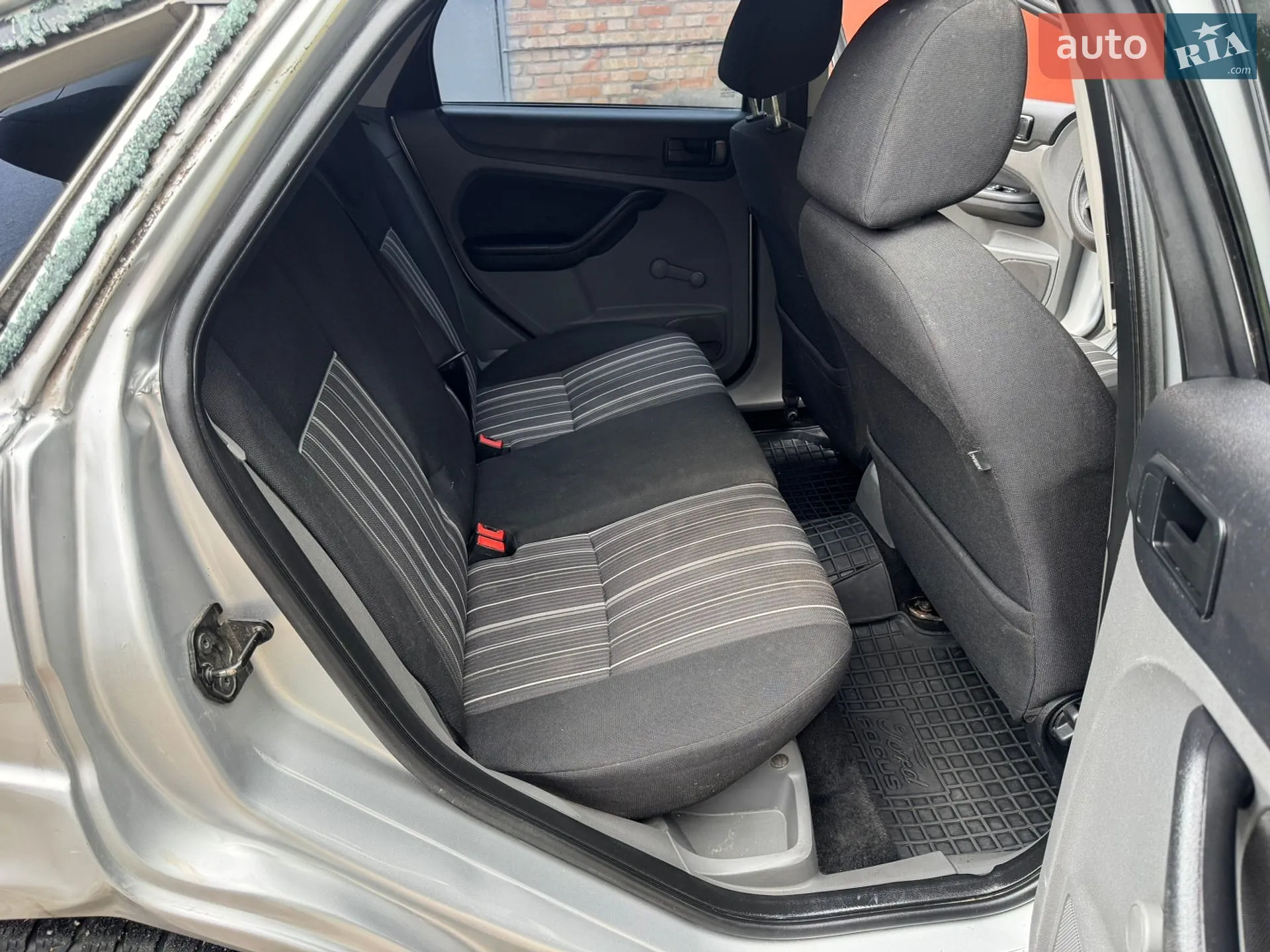 2011 Ford Focus - мініатюра 30