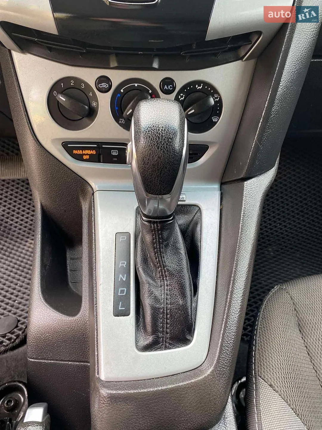 2012 Ford Focus - мініатюра 26