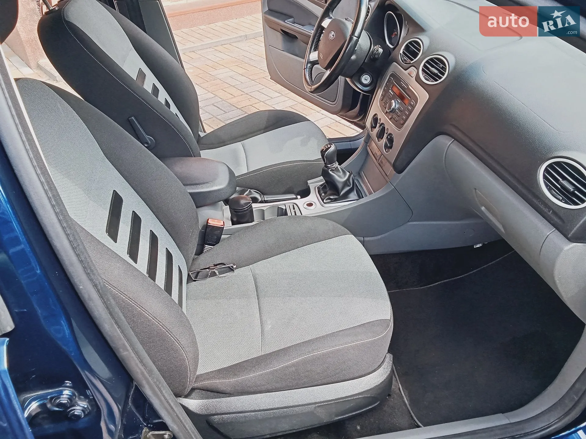 2010 Ford Focus - мініатюра 17