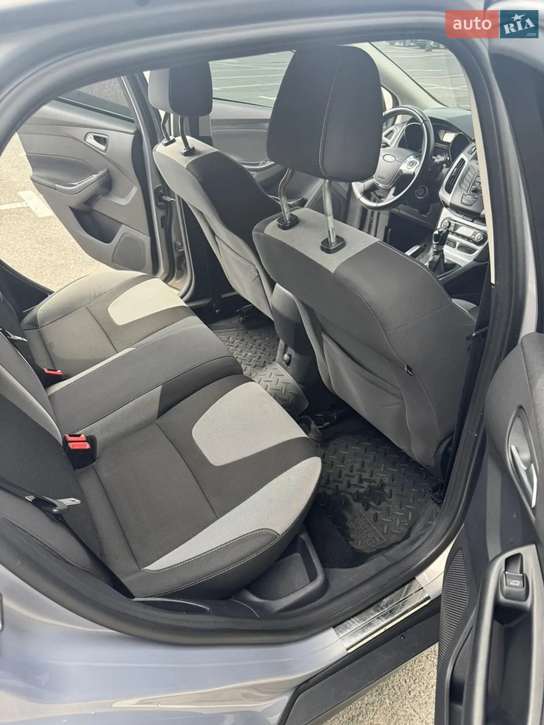 2012 Ford Focus - мініатюра 8