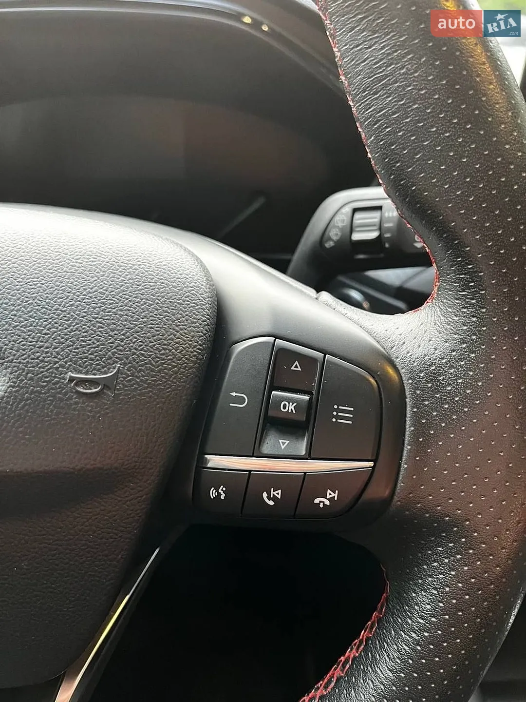 2019 Ford Focus - мініатюра 40
