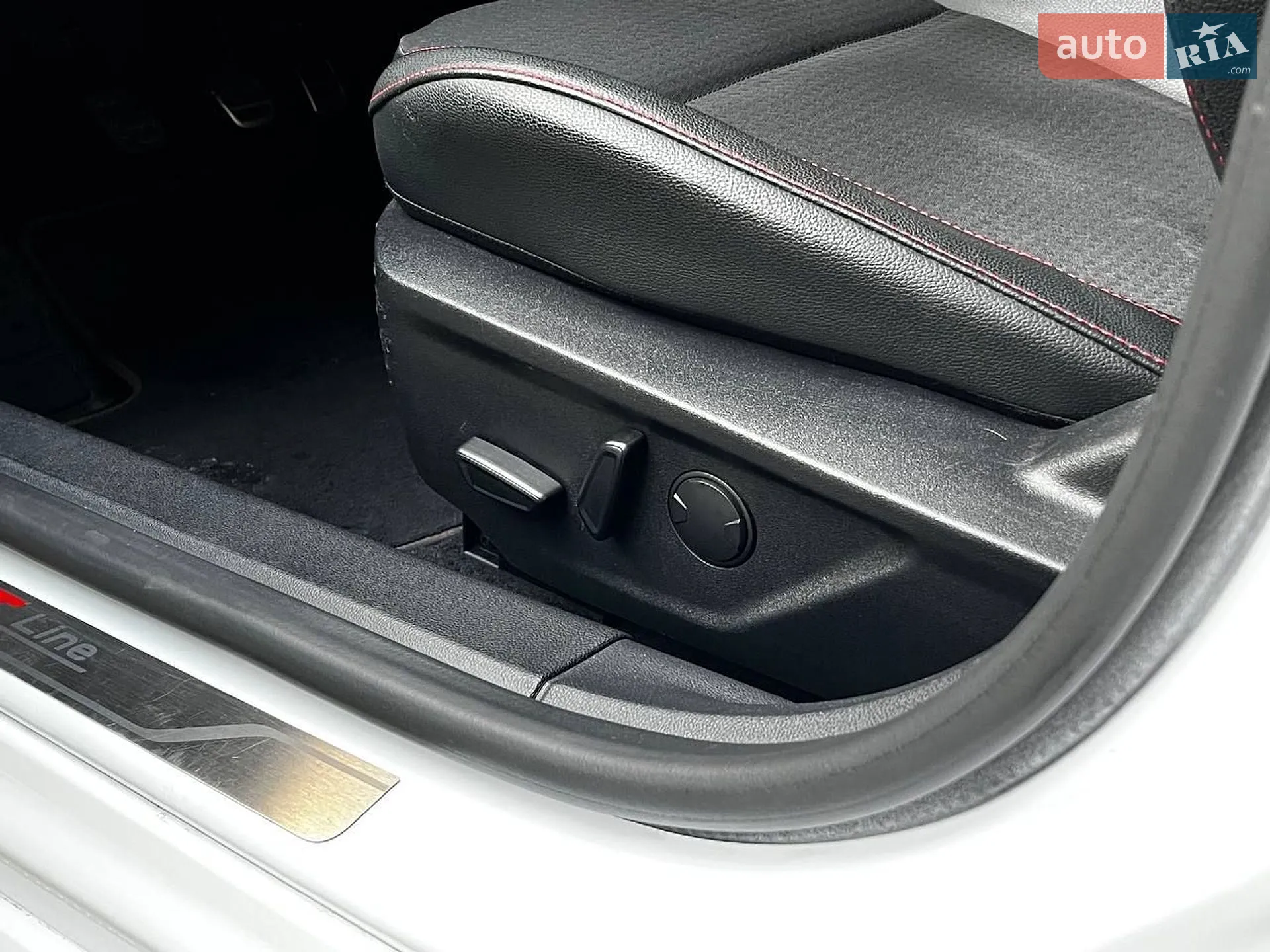 2019 Ford Focus - мініатюра 43