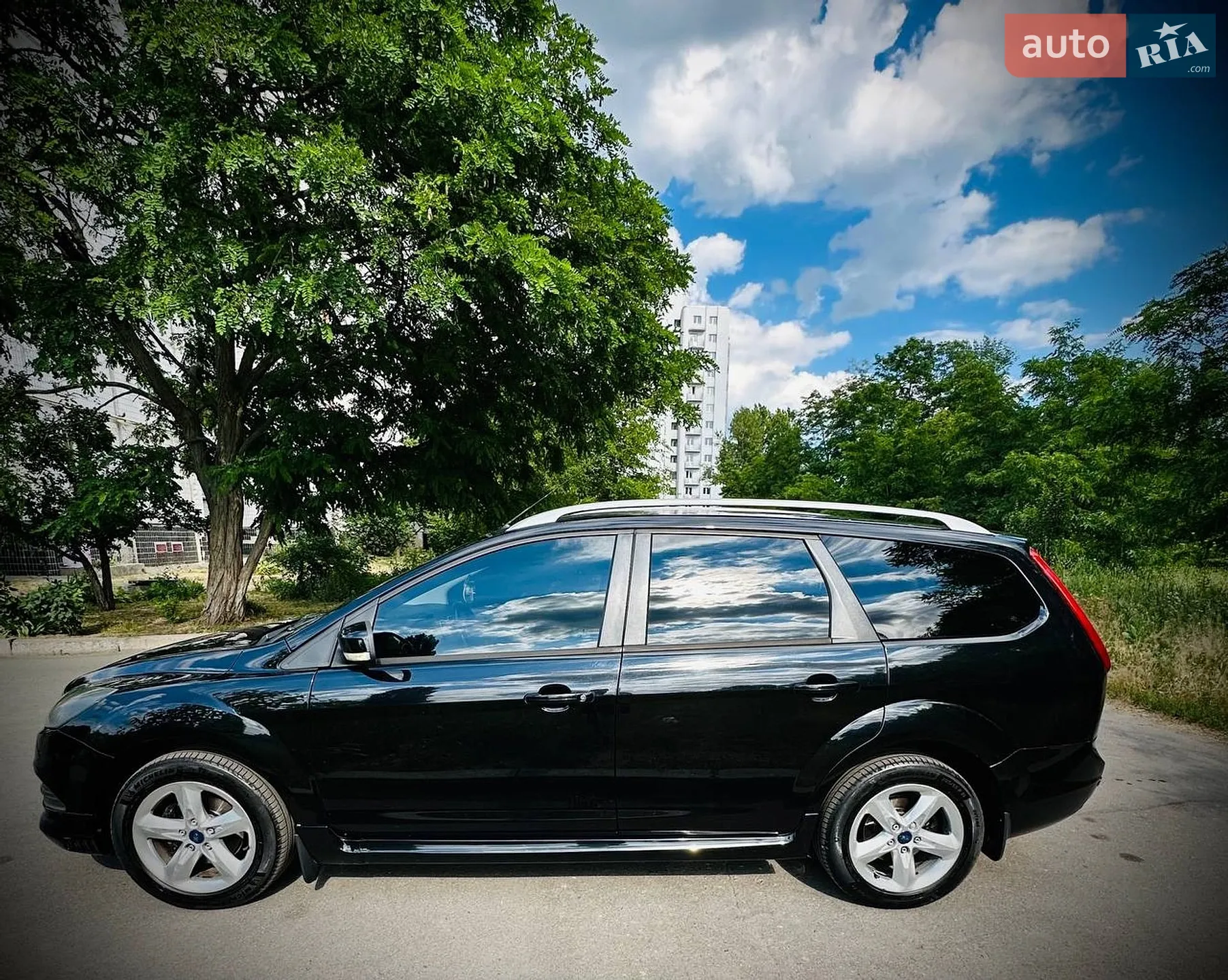 2010 Ford Focus - мініатюра 4