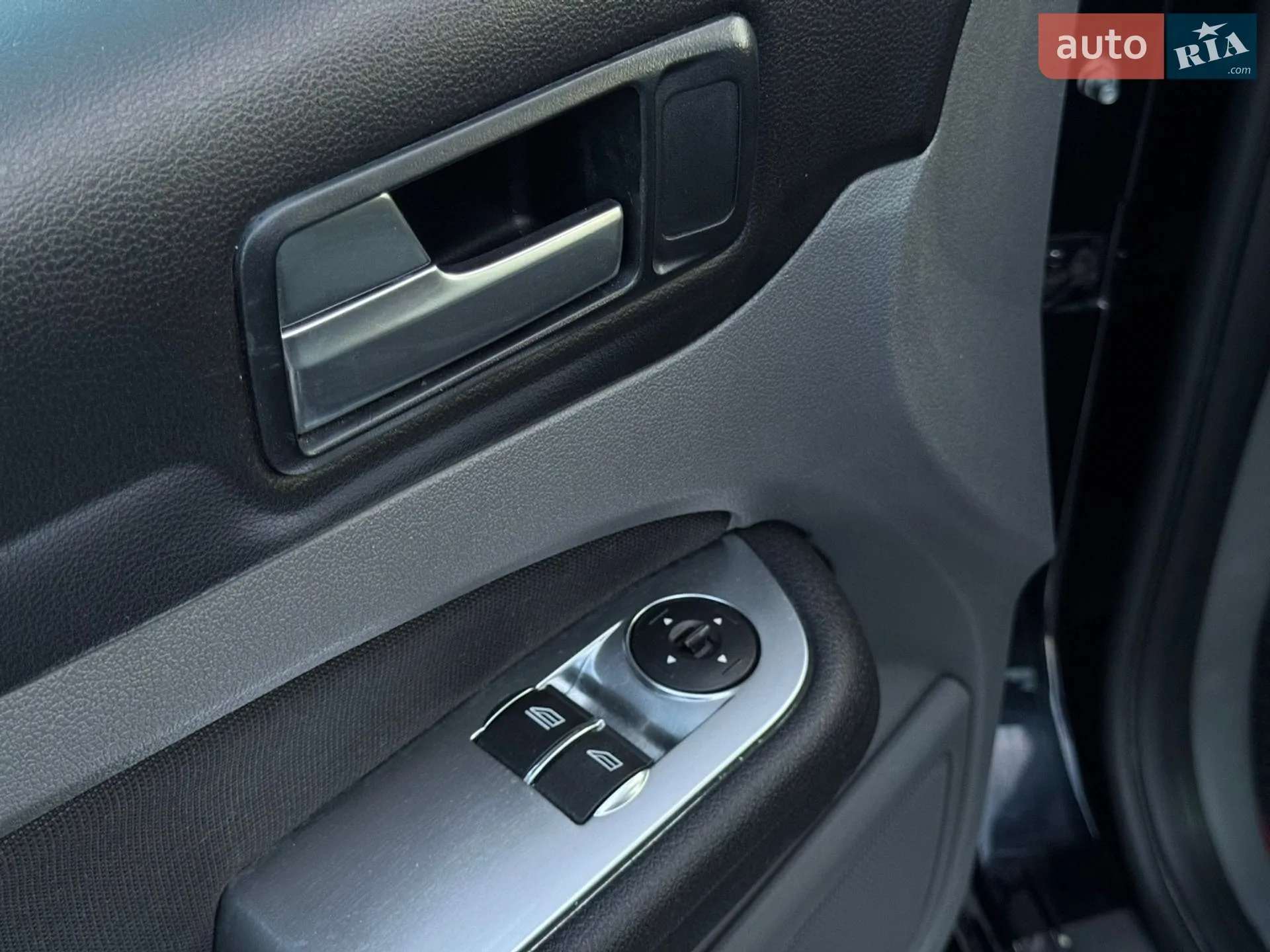 2011 Ford Focus - мініатюра 8