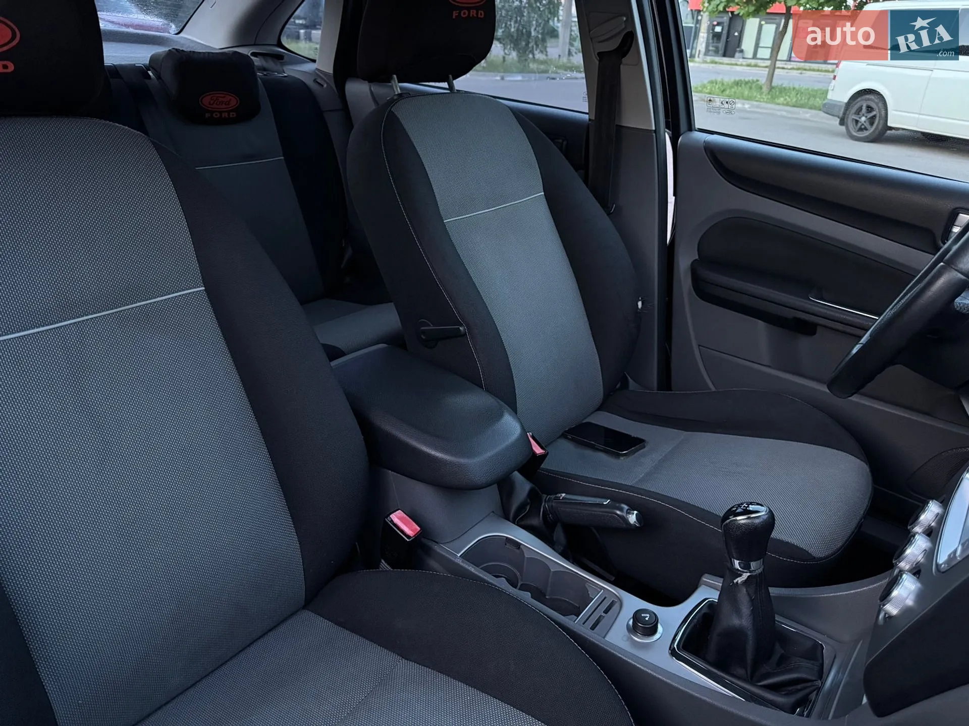 2011 Ford Focus - мініатюра 14