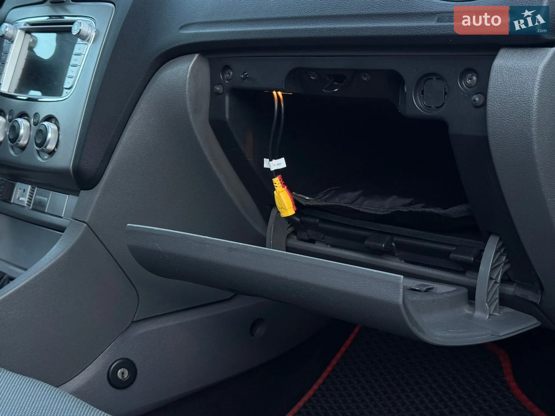 2011 Ford Focus - мініатюра 17