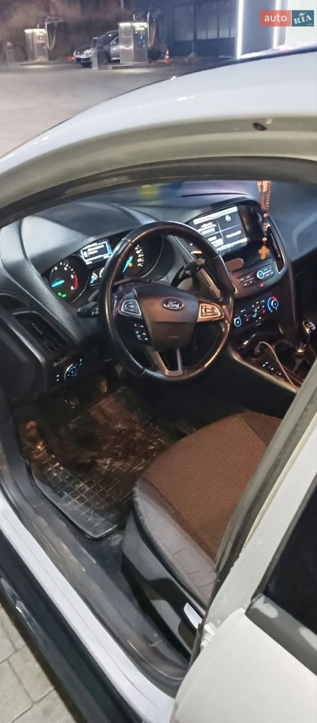 2015 Ford Focus - мініатюра 38