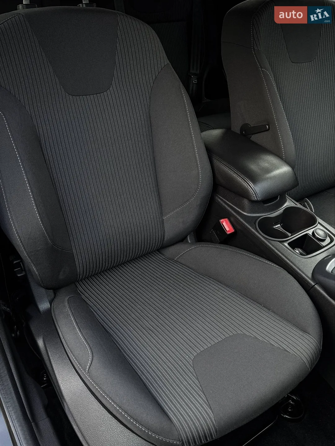 2013 Ford Focus - мініатюра 16