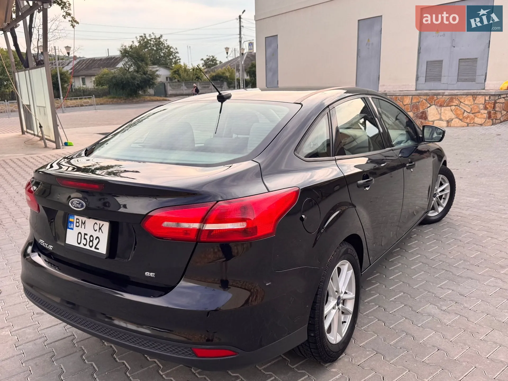 2017 Ford Focus - мініатюра 2