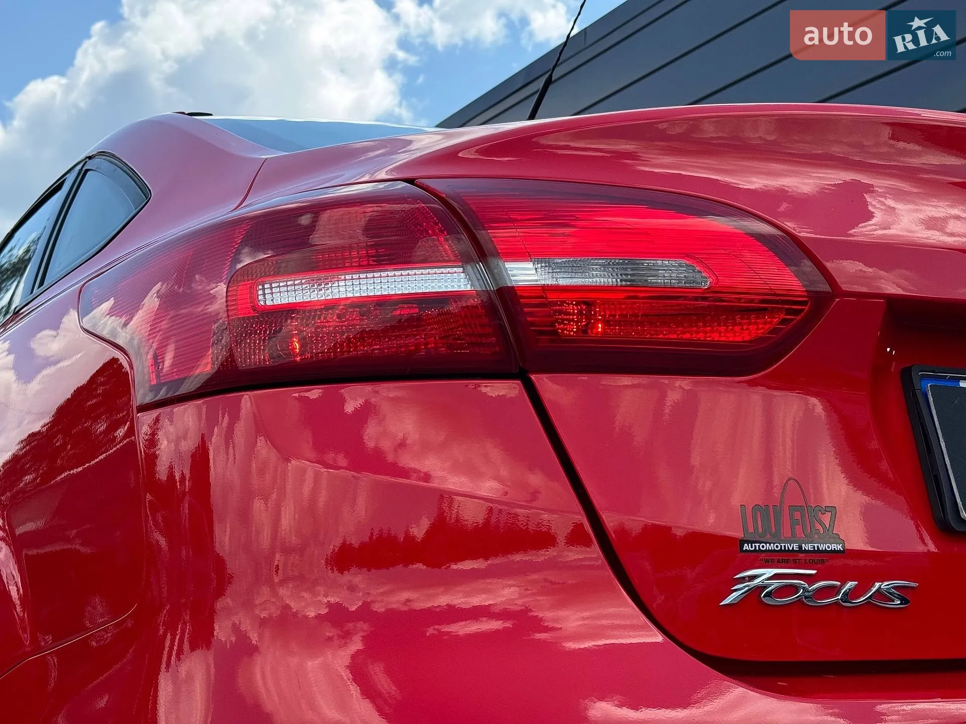 2017 Ford Focus - мініатюра 17