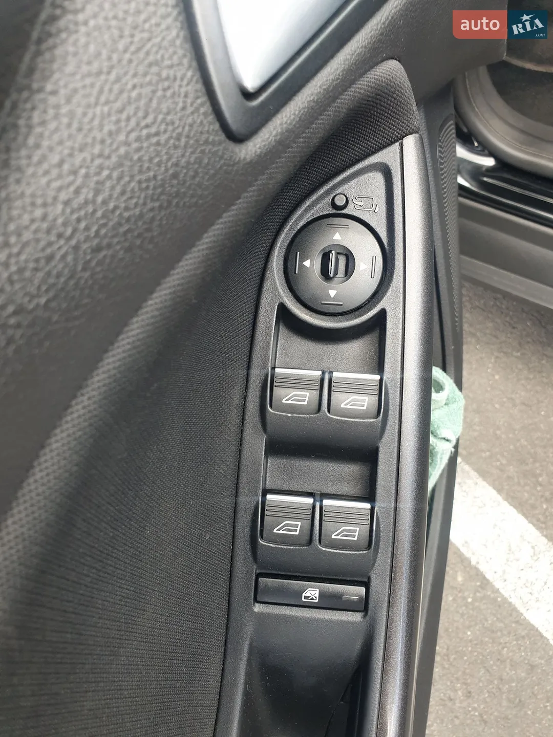 2016 Ford Focus - мініатюра 12